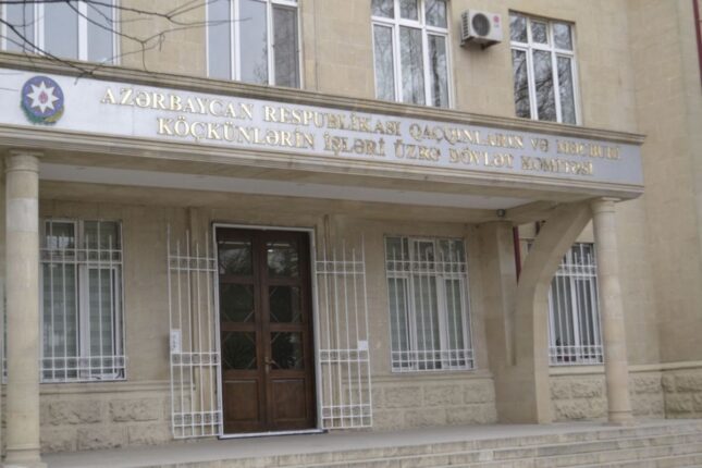 “Qaçqınkom” Biləsuvardan “çıxa” bilmir: Bu dəfə 454 minlik “layihə” işə salınır “Qaçqınkom” Biləsuvardan “çıxa” bilmir: Bu dəfə 454 minlik “layihə” işə salınır