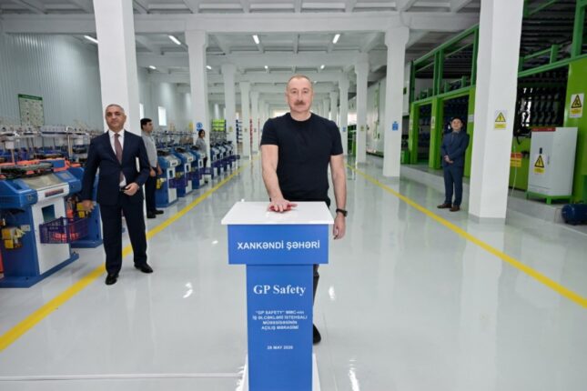 Xankəndidə iş əlcəkləri istehsalı müəssisəsinin açılışı olub Xankəndidə iş əlcəkləri istehsalı müəssisəsinin açılışı olub