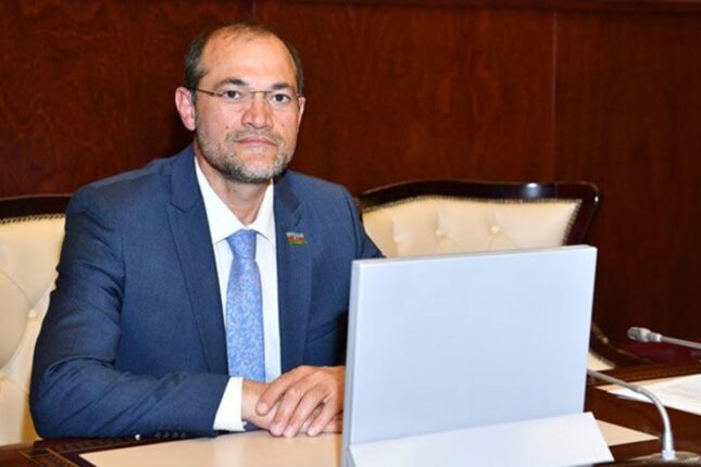 Razi Nurullayev quru sərhədlərdən danışdı: Biletlərin qiymətini gözləyirəm… Razi Nurullayev quru sərhədlərdən danışdı: Biletlərin qiymətini gözləyirəm…