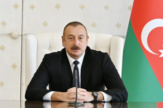 İlham Əliyev Qurban bayramı münasibətilə Azərbaycan xalqını təbrik edib İlham Əliyev Qurban bayramı münasibətilə Azərbaycan xalqını təbrik edib