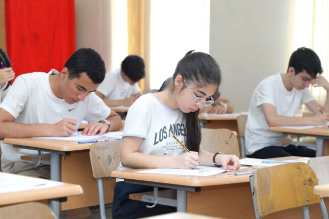 57 min nəfər imtahan verdi, yeddisində telefon aşkarlandı 57 min nəfər imtahan verdi, yeddisində telefon aşkarlandı