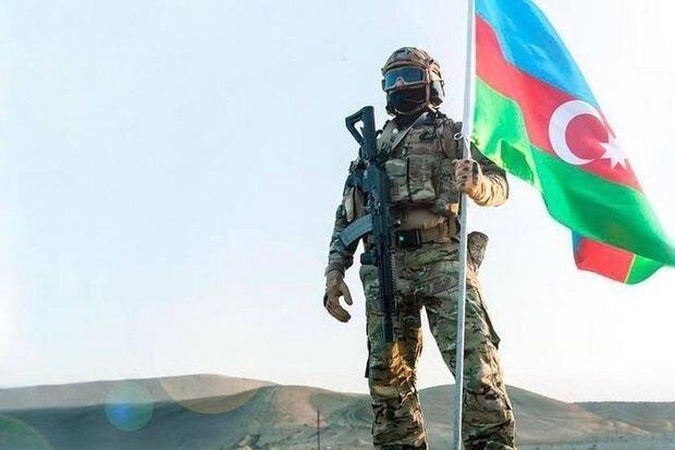 Müdafiə Nazirliyinin hərbi qulluqçuları təltif edilib