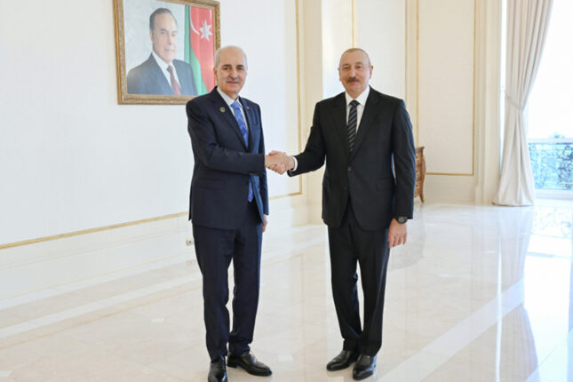 Prezident Numan Kurtulmuşu qəbul etdi – Fotolar Prezident Numan Kurtulmuşu qəbul etdi – Fotolar