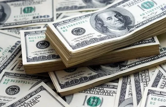 Dollar almaq istəyənlərə – VACİB XƏBƏR