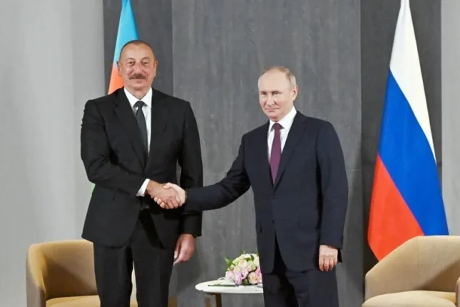 Prezident Vladimir Putinə təbrik ünvanlayıb