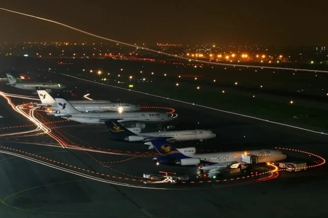 Tehran aeroportlarında bütün uçuşlar ləğv edilib Tehran aeroportlarında bütün uçuşlar ləğv edilib