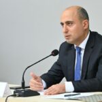 Sosial şəbəkə istifadəçiləri Emin Əmrullayevi “yıxıb-sürüdü” – FOTO sosial-sebeke-istifadecileri-emin-emrullayevi-8220-yixib-surudu8221-foto