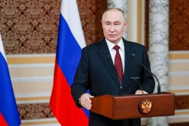 Putin: Rusiya Ukraynaya qarşı cavab zərbələrini artıracaq Putin: Rusiya Ukraynaya qarşı cavab zərbələrini artıracaq