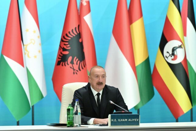 Azərbaycan Prezidenti: İqtisadi inkişafımızla bağlı hər hansı çətinliklər gözləmirik Azərbaycan Prezidenti: İqtisadi inkişafımızla bağlı hər hansı çətinliklər gözləmirik