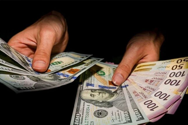 Dollar almaq istəyənlərin – NƏZƏRİNƏ! Dollar almaq istəyənlərin – NƏZƏRİNƏ!