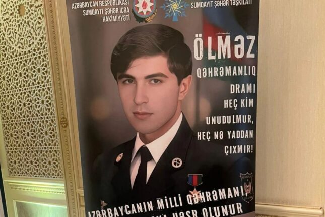Sumqayıt Dövlət Dram Teatrında Silahlı Qüvvələr Gününə həsr olunmuş tədbir keçirilib
