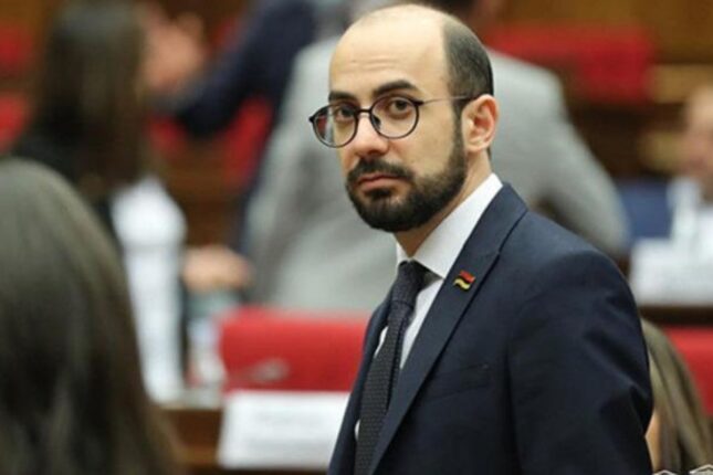 “Yeni Konstitusiyasının qəbulu təxirə salınmayacaq” “Yeni Konstitusiyasının qəbulu təxirə salınmayacaq”