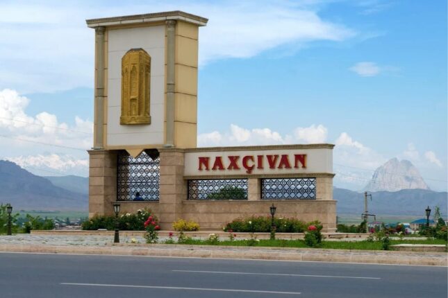 Prezidentin Naxçıvandakı nümayəndəsi ilə bağlı – QƏRAR Prezidentin Naxçıvandakı nümayəndəsi ilə bağlı – QƏRAR