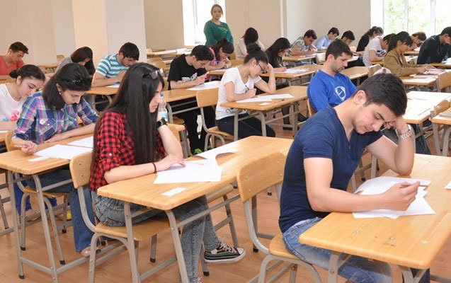 Bazar günü imtahan var