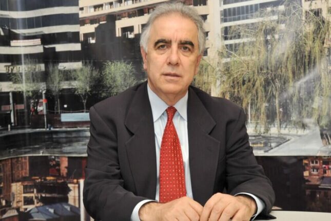 Sassounian: “Əliyev 300 min azərbaycanlının geri dönmə məsələsini BMT-dən tələb edib” Sassounian: “Əliyev 300 min azərbaycanlının geri dönmə məsələsini BMT-dən tələb edib”