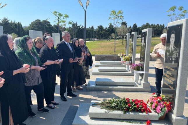 Abşeron rayonunda şəhidlərimiz və onların ailə üzvləri ziyarət olunub -Fotolar Abşeron rayonunda şəhidlərimiz və onların ailə üzvləri ziyarət olunub -Fotolar