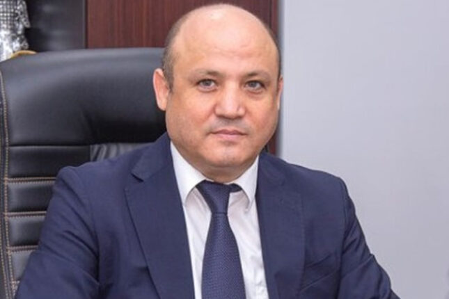İş adamının 10 milyon dollarlıq borca görə xidməti avtomobili və mülklərinə qadağa qoyuldu (SİYAHI) İş adamının 10 milyon dollarlıq borca görə xidməti avtomobili və mülklərinə qadağa qoyuldu (SİYAHI)