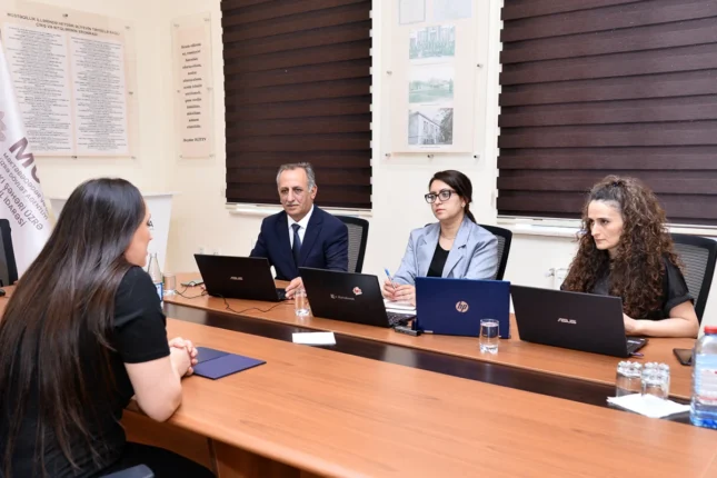 Direktor işləmək istəyənlərin nəzərinə! – müsahibə mərhələsi başladı Direktor işləmək istəyənlərin nəzərinə! – müsahibə mərhələsi başladı