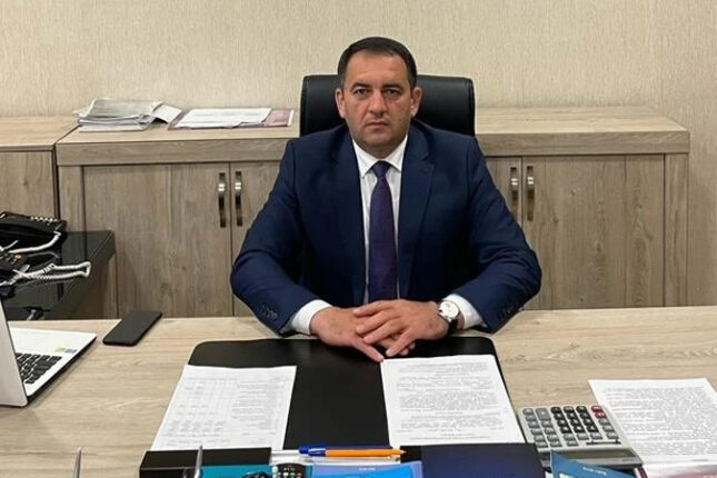 Xətai bələdiyyəsinin sədri bıçaqlandı – Restoranında ofisant işləyən şəxs həbs edildi Xətai bələdiyyəsinin sədri bıçaqlandı – Restoranında ofisant işləyən şəxs həbs edildi