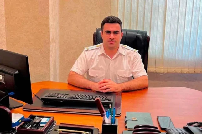 Dünən ölən prokuror vəzifəli şəxsin oğlu imiş Dünən ölən prokuror vəzifəli şəxsin oğlu imiş