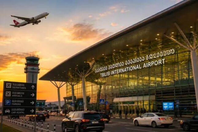 Tbilisi hava limanı fəaliyyətini tam bərpa edib Tbilisi hava limanı fəaliyyətini tam bərpa edib