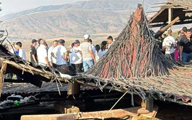 Yaylaq Festivalında çardaq niyə çöküb? – AÇIQLAMA Yaylaq Festivalında çardaq niyə çöküb? – AÇIQLAMA