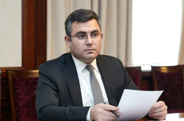 Ceyhun Cəlilova etiraz edib işdən çıxdılar Ceyhun Cəlilova etiraz edib işdən çıxdılar