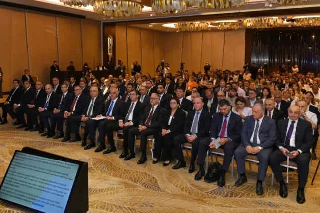 “Bir Pəncərə” Rəqəmsal Logistika Platformasının rəsmi təqdimatı keçirildi – FOTOLAR “Bir Pəncərə” Rəqəmsal Logistika Platformasının rəsmi təqdimatı keçirildi – FOTOLAR