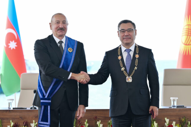 Prezidentlərin təltifolunma mərasimi keçirildi (YENİLƏNİB) Prezidentlərin təltifolunma mərasimi keçirildi (YENİLƏNİB)