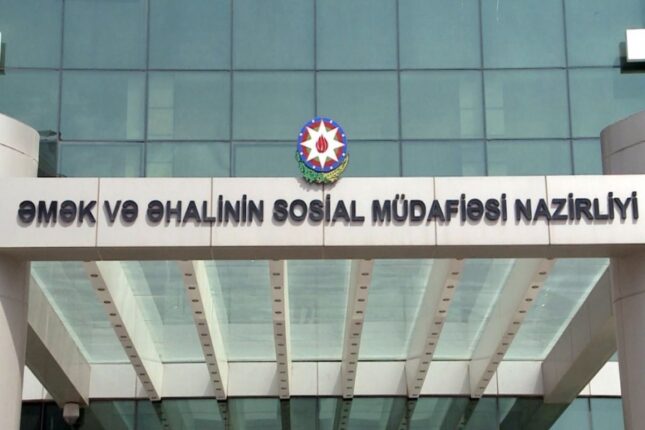 ƏƏSMN 42 ilin müəlliminin təqaüdünü azaltdı – Şikayət ƏƏSMN 42 ilin müəlliminin təqaüdünü azaltdı – Şikayət