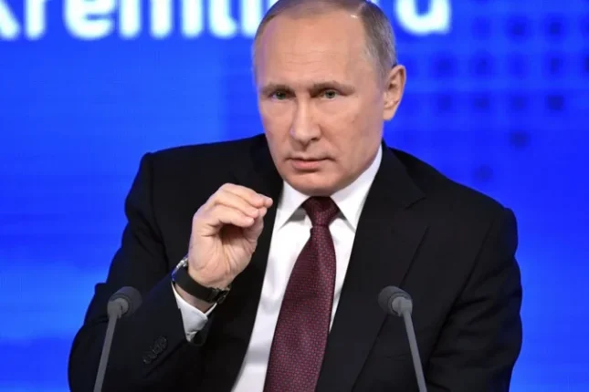 Putin Təhlükəsizlik Şurasının iclasını çağırdı Putin Təhlükəsizlik Şurasının iclasını çağırdı
