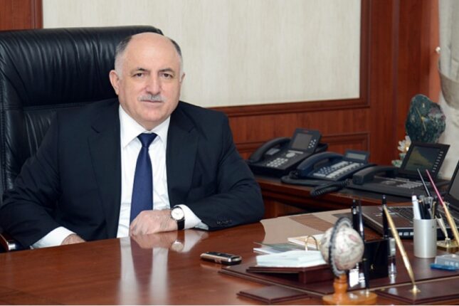 “Aqrarkredit” qalmaqalı: “Azərinşaatservis”in məsələsi araşdırlacaqmı? “Aqrarkredit” qalmaqalı: “Azərinşaatservis”in məsələsi araşdırlacaqmı?