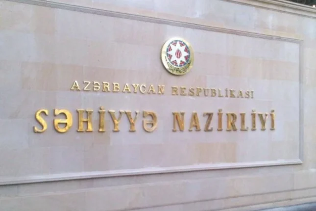 Səhiyyə Nazirliyinin sabiq idarə rəisi məhkəmə zalında həbs edildi Səhiyyə Nazirliyinin sabiq idarə rəisi məhkəmə zalında həbs edildi