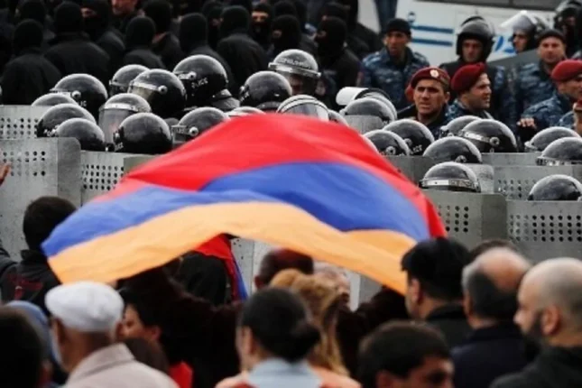 Dekabrda Ermənistan qarışacaq?
