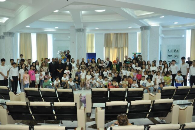 Azərbaycan Dövlət Kukla Teatrı Pirallahıda