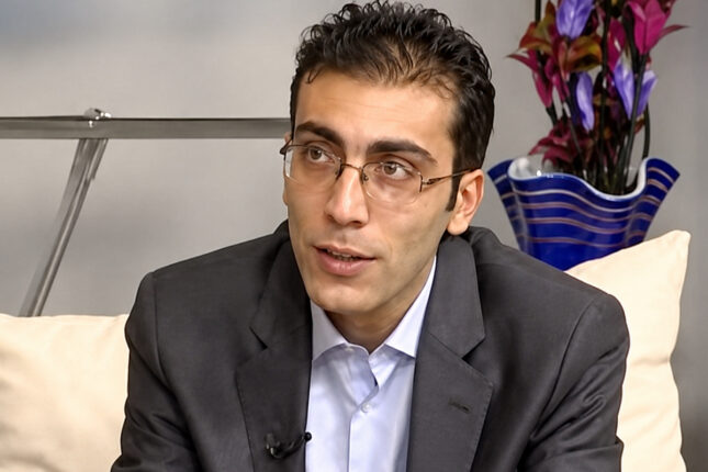 “Qəbrim üstə ağlamayın, mən gülməkdən ölmüşəm…” – Rüfət Əhmədzadənin əziz xatirəsinə “Qəbrim üstə ağlamayın, mən gülməkdən ölmüşəm…” – Rüfət Əhmədzadənin əziz xatirəsinə