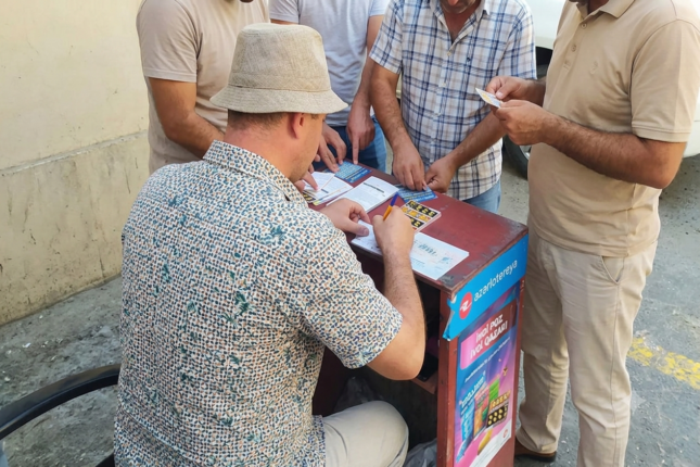 “Poz-Qazan”da bəxtəvər olmaq şansı neçə faizdir? Beş milyonda bir… “Poz-Qazan”da bəxtəvər olmaq şansı neçə faizdir? Beş milyonda bir…