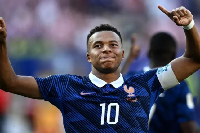 Mbappe DÇ-2026-nın bombardiri oldu