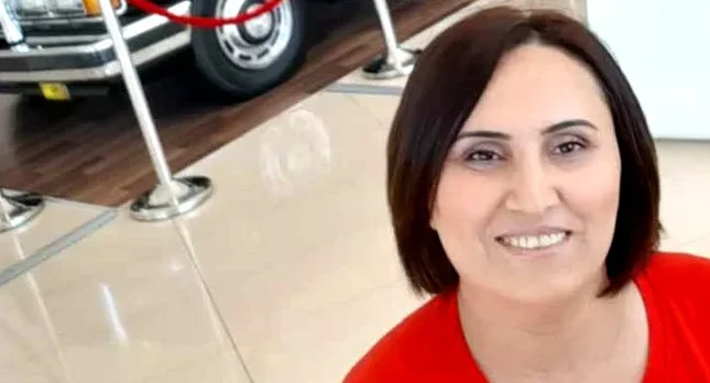 Jurnalistin əməkhaqqı kartı bloklandı – “Bank Respublika”dan ŞİKAYƏT Jurnalistin əməkhaqqı kartı bloklandı – “Bank Respublika”dan ŞİKAYƏT