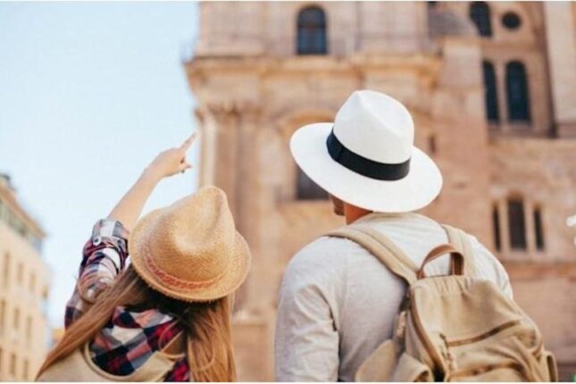 Türkiyəyə 196 min, Ermənistana 110 min, Azərbaycana isə 10 min gürcü turist səfər edib Türkiyəyə 196 min, Ermənistana 110 min, Azərbaycana isə 10 min gürcü turist səfər edib