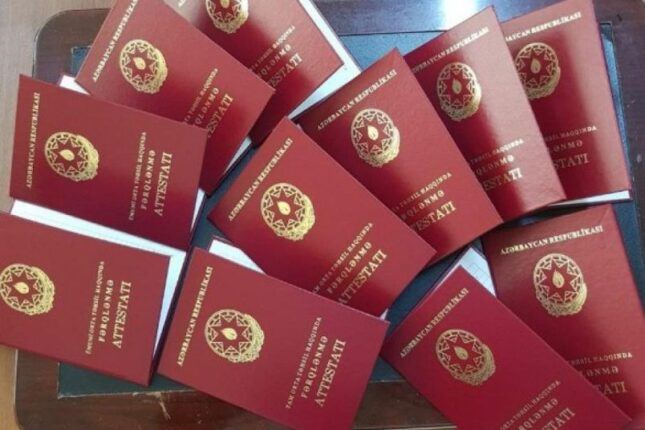 Bakıda məktəbi fərqlənmə attestatı ilə bitirənlərin SAYI