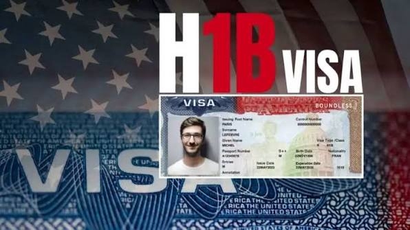 Ağ Ev bu vizanın qiymətini 103 min dollara qaldırmaq istəyir Ağ Ev bu vizanın qiymətini 103 min dollara qaldırmaq istəyir