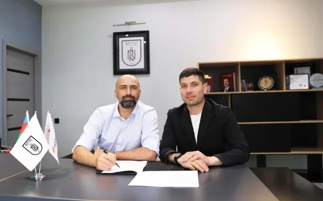 “Neftçi”yə yeni baş məşqçi təyin olundu “Neftçi”yə yeni baş məşqçi təyin olundu