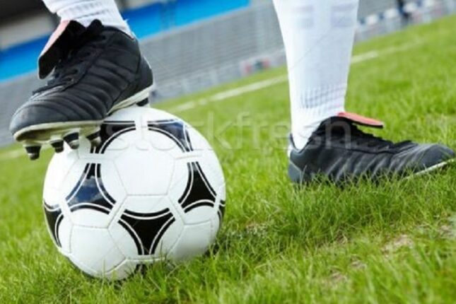 Binədə futbol oynayan gənc qəflətən vəfat edib Binədə futbol oynayan gənc qəflətən vəfat edib
