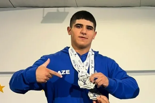 Ağırlıqqaldıranımız Avropa birinciliyində 3 gümüş medal qazandı Ağırlıqqaldıranımız Avropa birinciliyində 3 gümüş medal qazandı