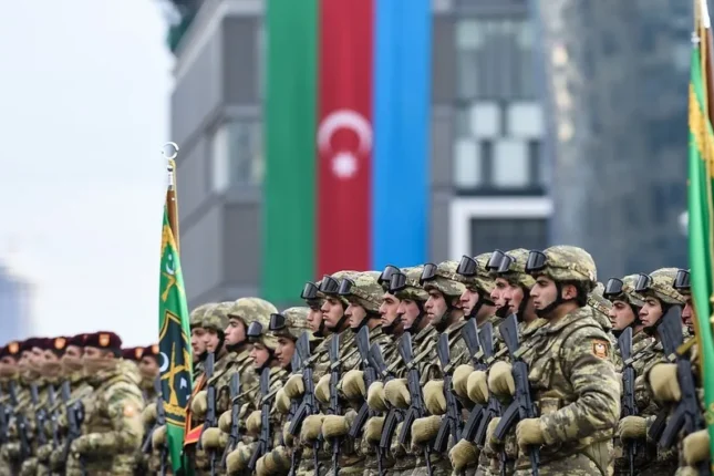 Hərbi qulluqçların maaş və pensiyaları ARTIRILIR Hərbi qulluqçların maaş və pensiyaları ARTIRILIR