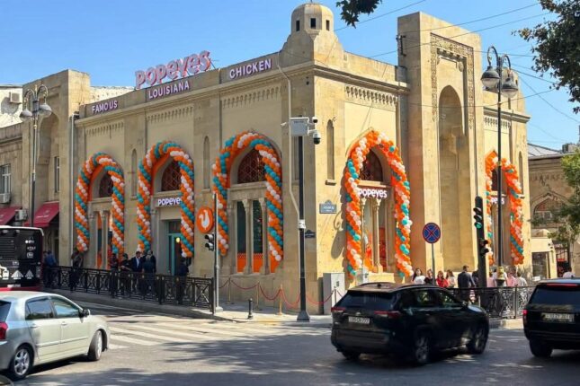 Tarixi binanı bu hala saldılar – Foto Tarixi binanı bu hala saldılar – Foto
