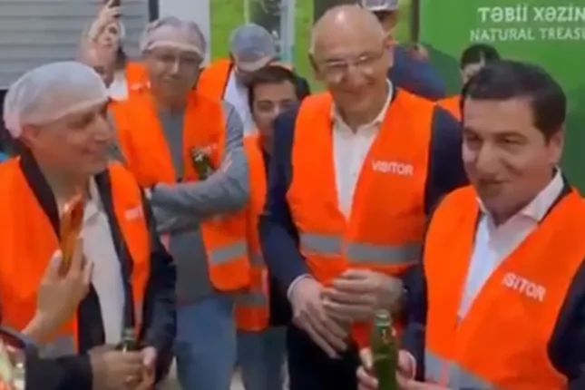 “İstisu” içəcəyik, öz suyumuzu” – Prezidentlərin yolu ilə “İstisu” içəcəyik, öz suyumuzu” – Prezidentlərin yolu ilə