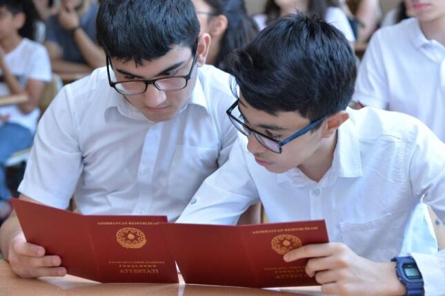 Attestat qiymət 3 olanlar necə 700 bal yığır? – Ekspert AÇIQLADI