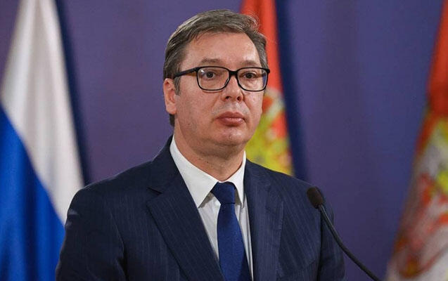 Aleksandar Vuçiç istefa verib Aleksandar Vuçiç istefa verib